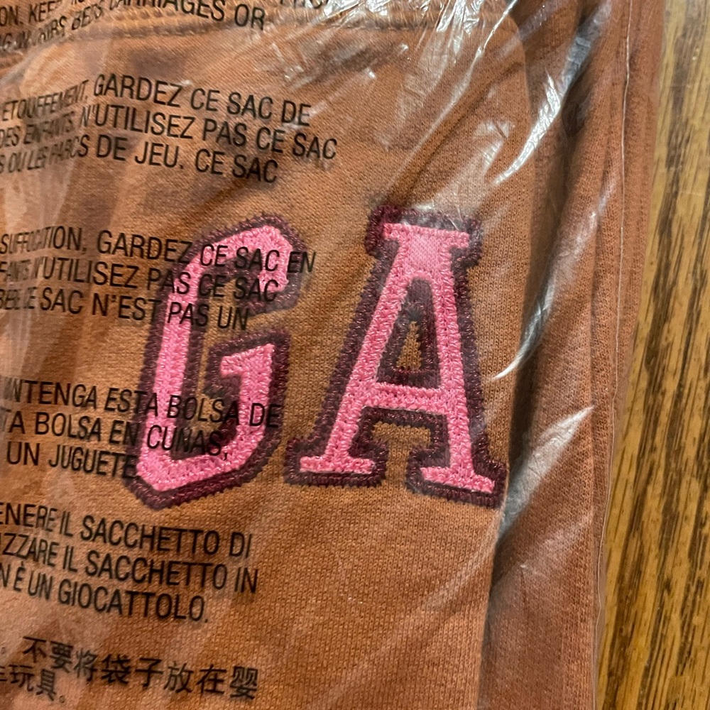 Gap logo joggers in fleece pants - Picture 3 of 5